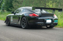 Porsche 987 Cayman UCW Vinge inkl. Kolfiber Ducktail Verus Engineering
