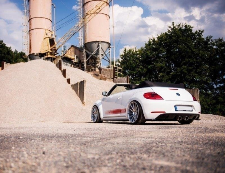 VW Beetle 2011-2015 Diffuser Maxton Design i gruppen Välj bilmodell / VW / Beetle 11+ / Styling hos DDESIGN Scandinavia AB (VW-BE-RS1G)