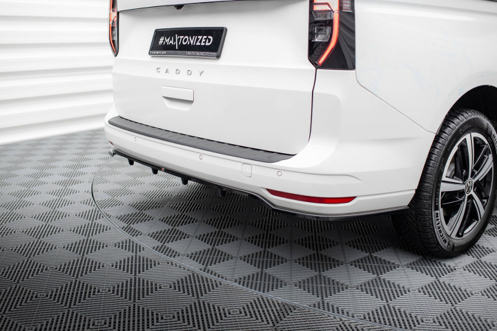 Volkswagen Caddy Maxi Mk5 2020+ Bakre Splitter V.1 Maxton Design i gruppen Välj bilmodell / VW / Caddy 5 2020+ hos DDESIGN Scandinavia AB (VW-CA-5-MAXI-RD1G-RD2G)