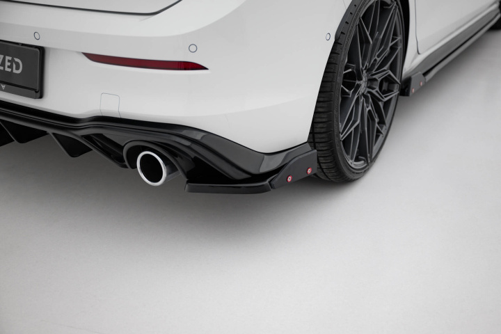 Volkswagen Golf GTI / GTE Mk8 2019-2024 Bakre Sidoextensions V.2 + Splitters Maxton Design i gruppen Välj bilmodell / VW / Golf 8 GTI 19+ hos DDESIGN Scandinavia AB (VW-GO-8-GTI-RSD4GRSF)