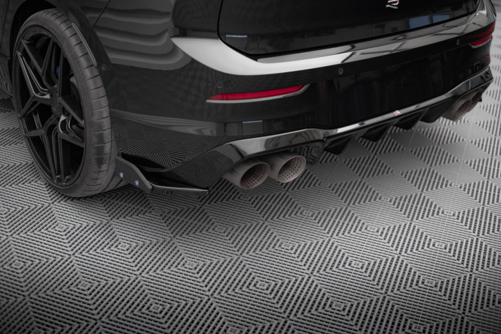 VW Golf 8 R 2020+ Bakre Sidoextensions V.5 med Splitters Maxton Design i gruppen Välj bilmodell / VW / Golf 8 R 20+ hos DDESIGN Scandinavia AB (VW-GO-8-R-RSD5G-RSF1B)