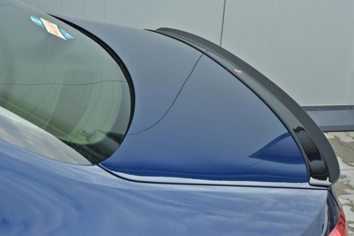 Volkswagen Jetta MK6 Sedan Preface 2011-2014 Vinge / Vingextension Maxton Design i gruppen Välj bilmodell / VW / Jetta 6 11+ hos DDESIGN Scandinavia AB (VW-JE-6-CAP1G)