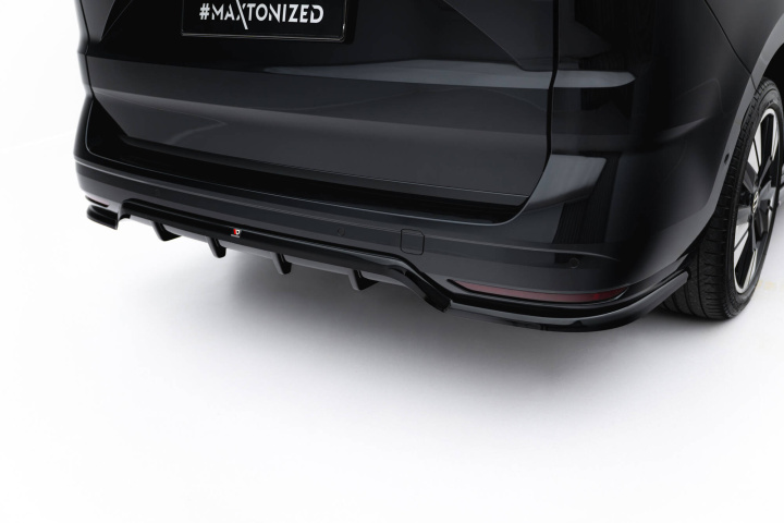 Volkswagen Multivan Long T7 2021+ Bakre Splitter (Med Splitters) Maxton Design i gruppen Välj bilmodell / VW / Transporter T7 hos DDESIGN Scandinavia AB (VW-MU-T7-L-RD1GRD2G)