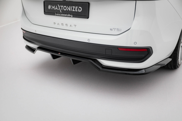 Volkswagen Passat B9 2024+ Bakre Splitter (Med Splitters) Maxton Design i gruppen Välj bilmodell / VW / Passat B9 2024+ hos DDESIGN Scandinavia AB (VW-PA-B9-RD1GRD2G)