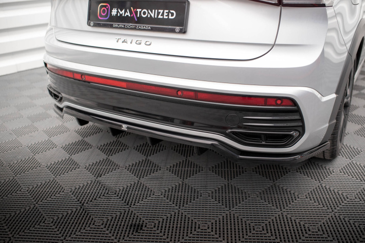 Volkswagen Taigo R-Line Mk1 2021+ Bakre Splitter (Med Splitters) V.1 Maxton Design i gruppen Välj bilmodell / VW / Taigo hos DDESIGN Scandinavia AB (VW-TA-1-RLINE-RD1G-RD2G)