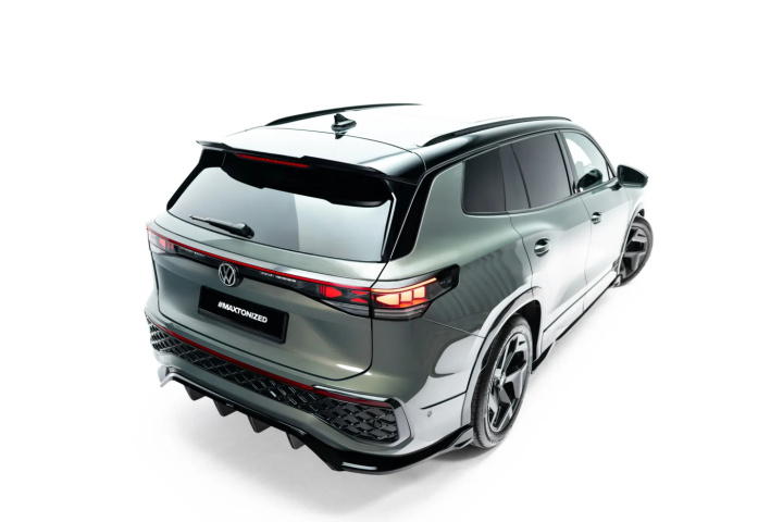 Volkswagen Tayron R-Line Mk1 2024- Vingextension Maxton Design i gruppen Välj bilmodell / VW / Tayron 24+ hos DDESIGN Scandinavia AB (VW-TAY-1-RLINE-CAP1G)