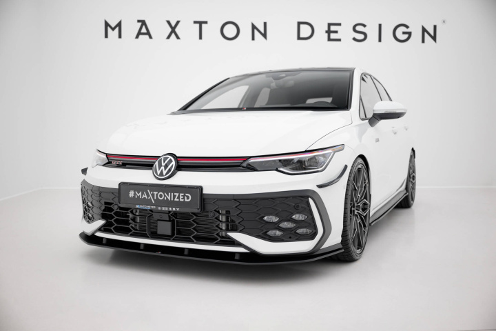 Volkswagen Golf GTI / GTE / R-Line Mk8 Facelift 2024+ Street Pro Frontsplitter / Frontläpp Maxton Design i gruppen Välj bilmodell / VW / Golf 8 GTI 19+ hos DDESIGN Scandinavia AB (VWGO8FGTICNC-FD1B)