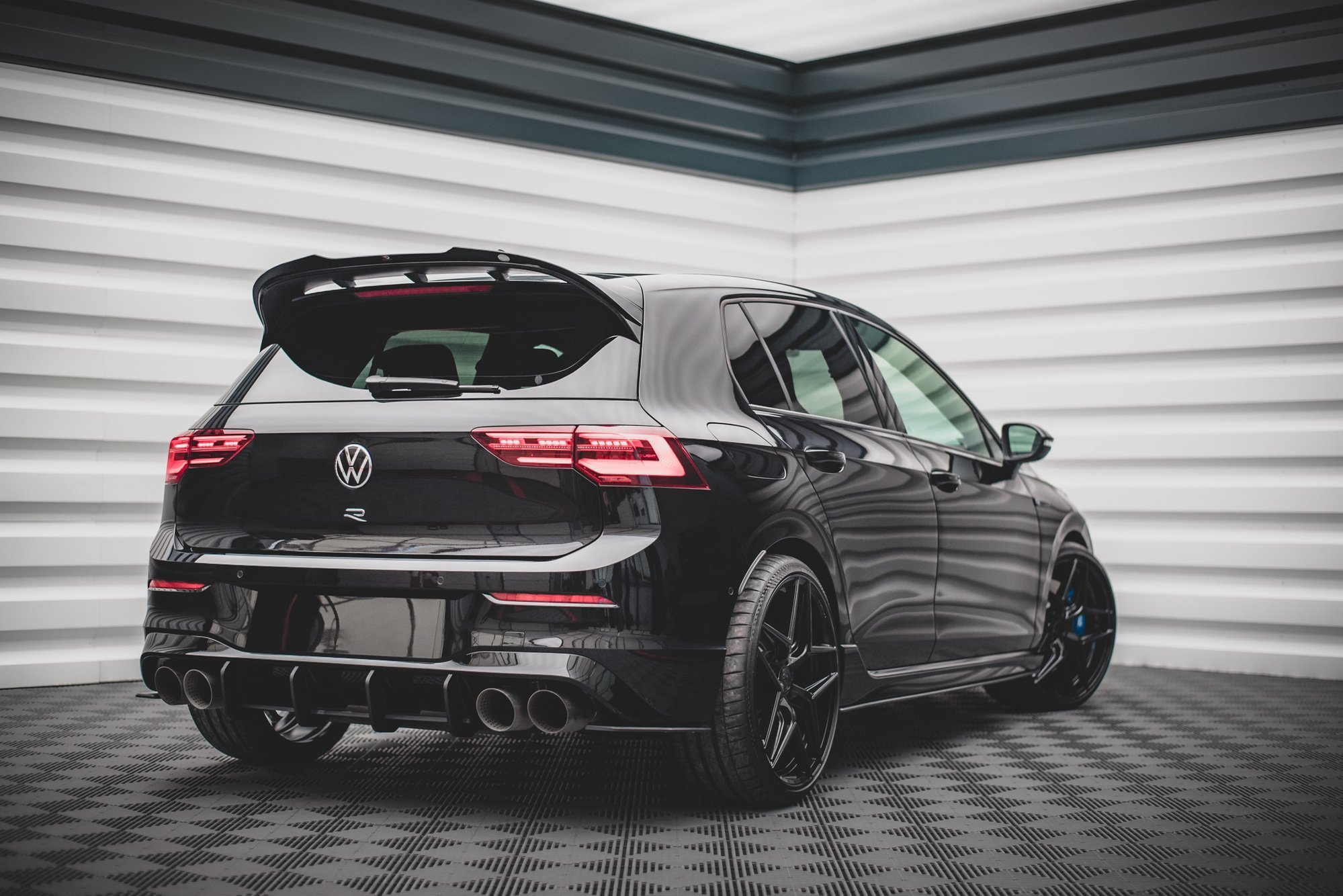Golf 8 R Diffuser VW Golf 8 R 2020+ Street Pro Diffuser V.1 Maxton Design | DDESIGN