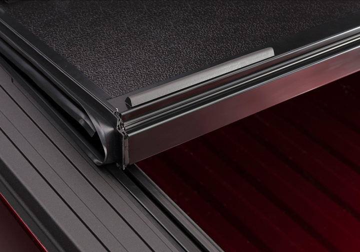 2008-2016 Ford F250 / F350 / F450 6\'9\'\' - BAKFlip FiberMax Flaklock BAK Industries i gruppen Välj bilmodell / Ford hos DDESIGN Scandinavia AB (bak1126310)