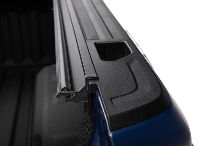 2019-2025 Silverado/Sierra 1500 6\'7\'\' - BAKFlip MX4 (GEN 3) Flaklock BAK Industries i gruppen Välj bilmodell / Chevrolet hos DDESIGN Scandinavia AB (bak448131)