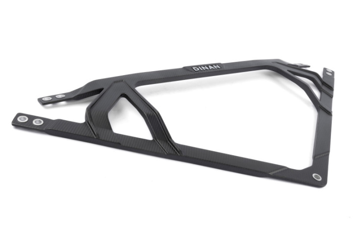 BMW M2/M3/M4 2021-2026 Fjäderbensstag Matt Kolfiber Dinan i gruppen Välj bilmodell hos DDESIGN Scandinavia AB (dnnD180-0015-B)