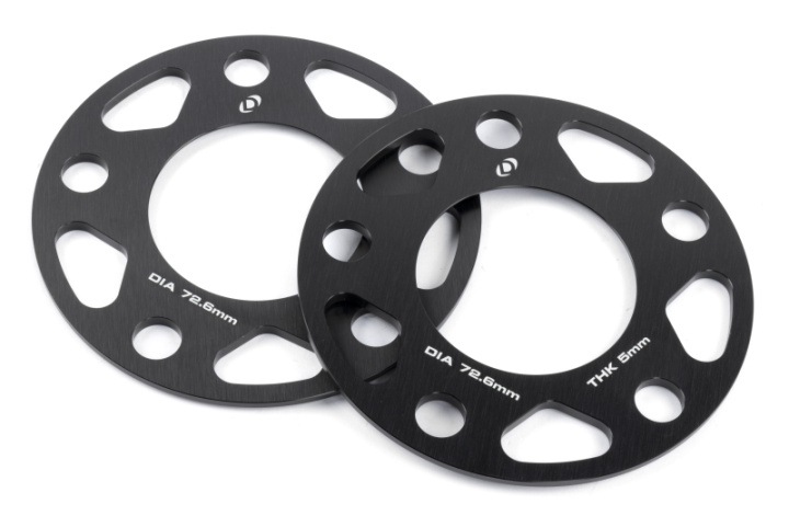 Hjulspacers 5x120 Navhål 72.6mm Tjocklek 5mm Dinan i gruppen Välj bilmodell hos DDESIGN Scandinavia AB (dnnD210-2035)