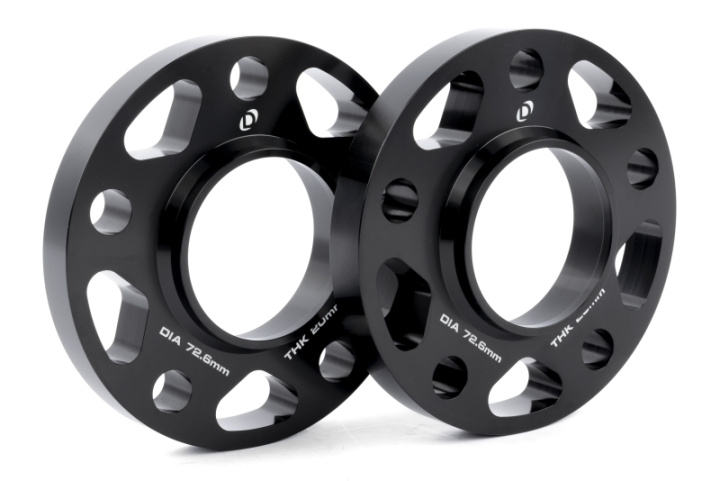 Hjulspacers 5x120 Navhål 72.6mm Tjocklek 20mm Dinan i gruppen Välj bilmodell hos DDESIGN Scandinavia AB (dnnD210-2043)