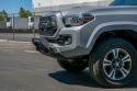 2016+ Toyota Tacoma Stötfångare (Centrum) DV8 Offroad