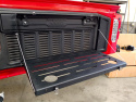 DV8 Jeep JL Fällbart Bord Till Balucka (Svart) DV8 Offroad