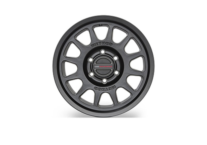 2021-2025 Bronco Method 17X8.5 Fälg Mattsvart Ford Racing i gruppen Välj bilmodell / Ford hos DDESIGN Scandinavia AB (frpM-1007-M1785MB)