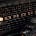 2021-25 Bronco Grillemblem - Brons Ford Racing