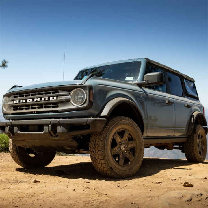 2021-2024 Bronco Off Road Fjädringssats Ford Racing i gruppen Välj bilmodell / Ford hos DDESIGN Scandinavia AB (frpM-18000-B1)