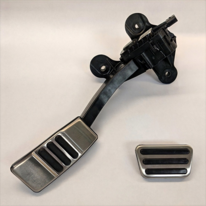 Mustang Pedalset - Borstad - Automat Ford Racing i gruppen Välj bilmodell / Ford hos DDESIGN Scandinavia AB (frpM-2301-BA)