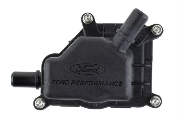 2018-2023 5.0L Coyote OAS catchtank höger Ford Racing i gruppen Välj bilmodell / Ford hos DDESIGN Scandinavia AB (frpM-6766-A50A)