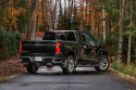Chevrolet Silverado 1500 6.2L 19-21 2.5\'\' Dubbla Utblås Bak Catback Sportavgassystem Quad Kolfiberutblås T304 MBRP