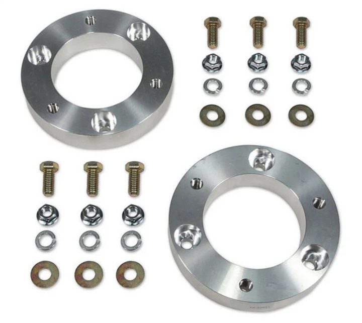 Chevy Avalanche 1500 / Silverado 1500 / Suburban 1500 / Tahoe / GMC Sierra 1500 / Yukon XL 2007-2025 2´´ Leveling Kit (Övre Fäste, Billet Aluminium Spacers) Tuff Country i gruppen Välj bilmodell hos DDESIGN Scandinavia AB (tuf12000)