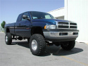 Dodge Ram 3500 2000-2002 4.5´´ Standard Höjningskit med Fjäder Spacers, Bakre Add-A-Leafs, Block & U-Bultar Tuff Country