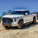 Toyota Tundra CrewMax / Double Cab 2022+ R5 Insteg / Fotsteg Westin