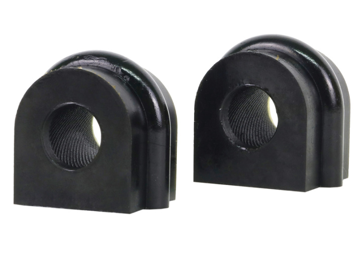Infiniti Qx4 JR50 / Nissan Pathfinder R50 / Patrol GU 1995-2016 Krängningshämmarbussningar 18mm Whiteline i gruppen Välj bilmodell hos DDESIGN Scandinavia AB (wl-W23425)